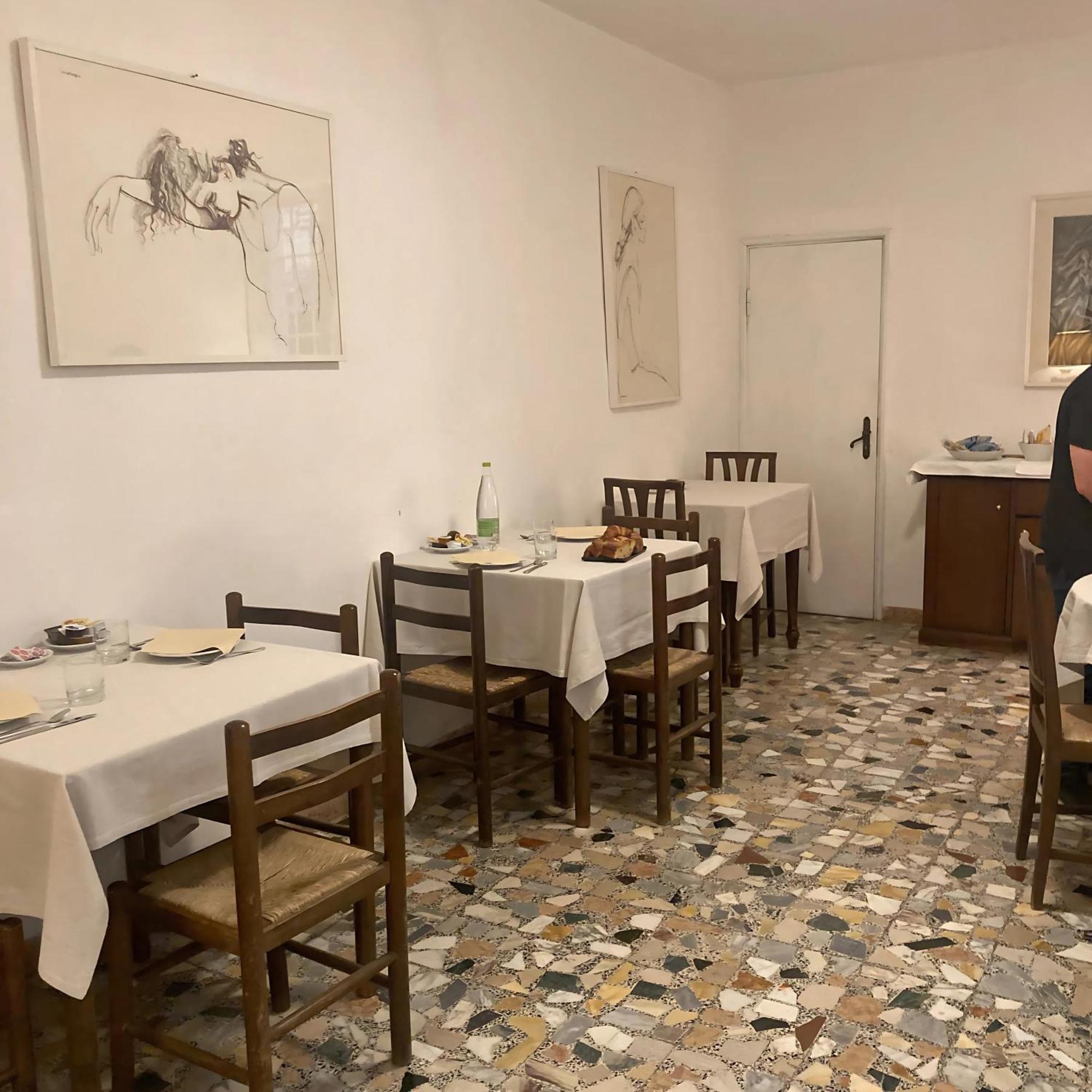 Locanda Il Pino San Gimignano Exteriör bild